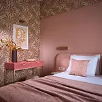 Anemelia Retreat - Explore & Recharge