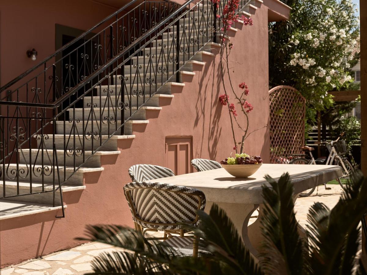 Aparthotel Anemelia Retreat - Explore & Recharge